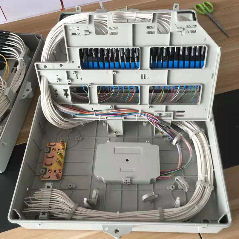 FTTH BOX 16 core velit 16 portus fibra distributio archa cum 1x16 plc SCHISMATICUS archa terminalis pro muro-montis et poli mounted